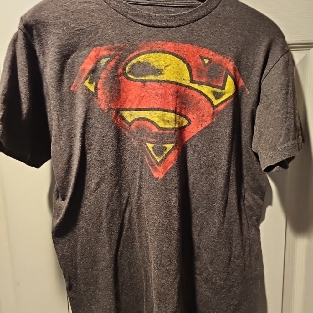 Superman Logo Gray T-Shirt
